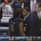 (Buzz) Un coach NCAA hurle sur son joueur